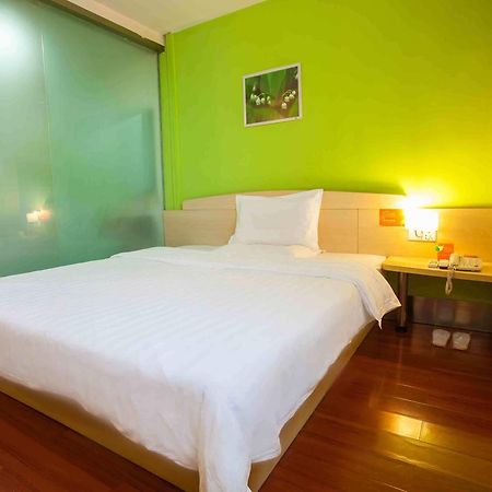 7Days Inn Zixing Dongjianghu Quarto foto